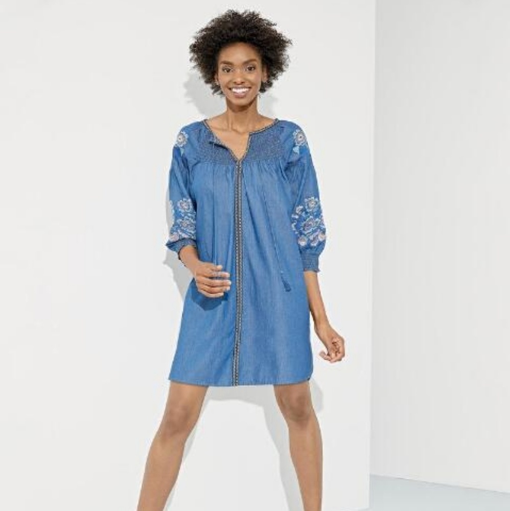 Romeo+Juliet Embroidered Shift Dress